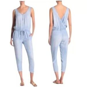 Cloth‎ and Stone Light Blue Chambray Jumpsuit Size Large Cropped Lightweight